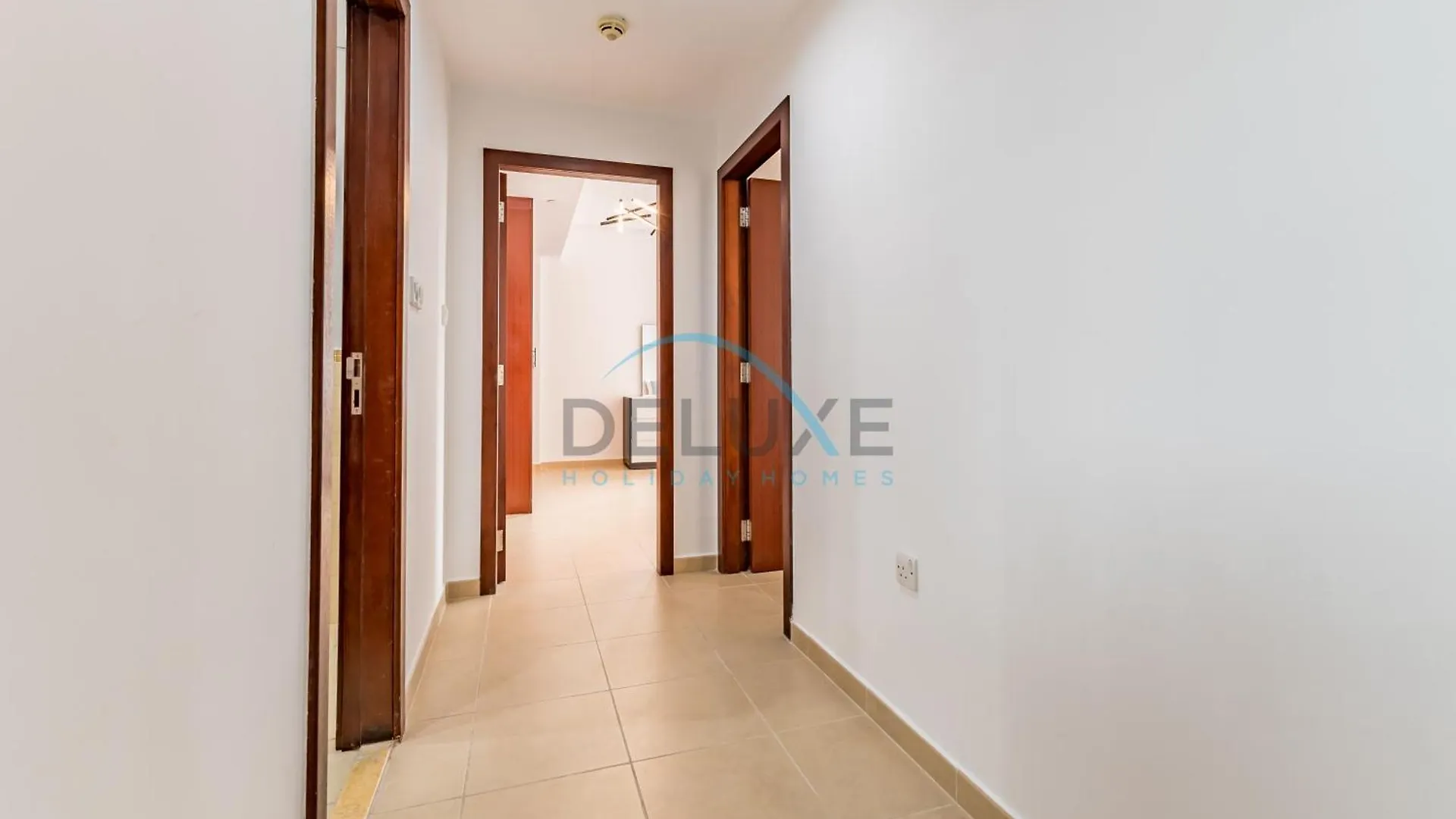 Cozy 2Br In Bahar 1, Jumeirah Beach Residence By Deluxe Holiday Homes Dubai Apartment